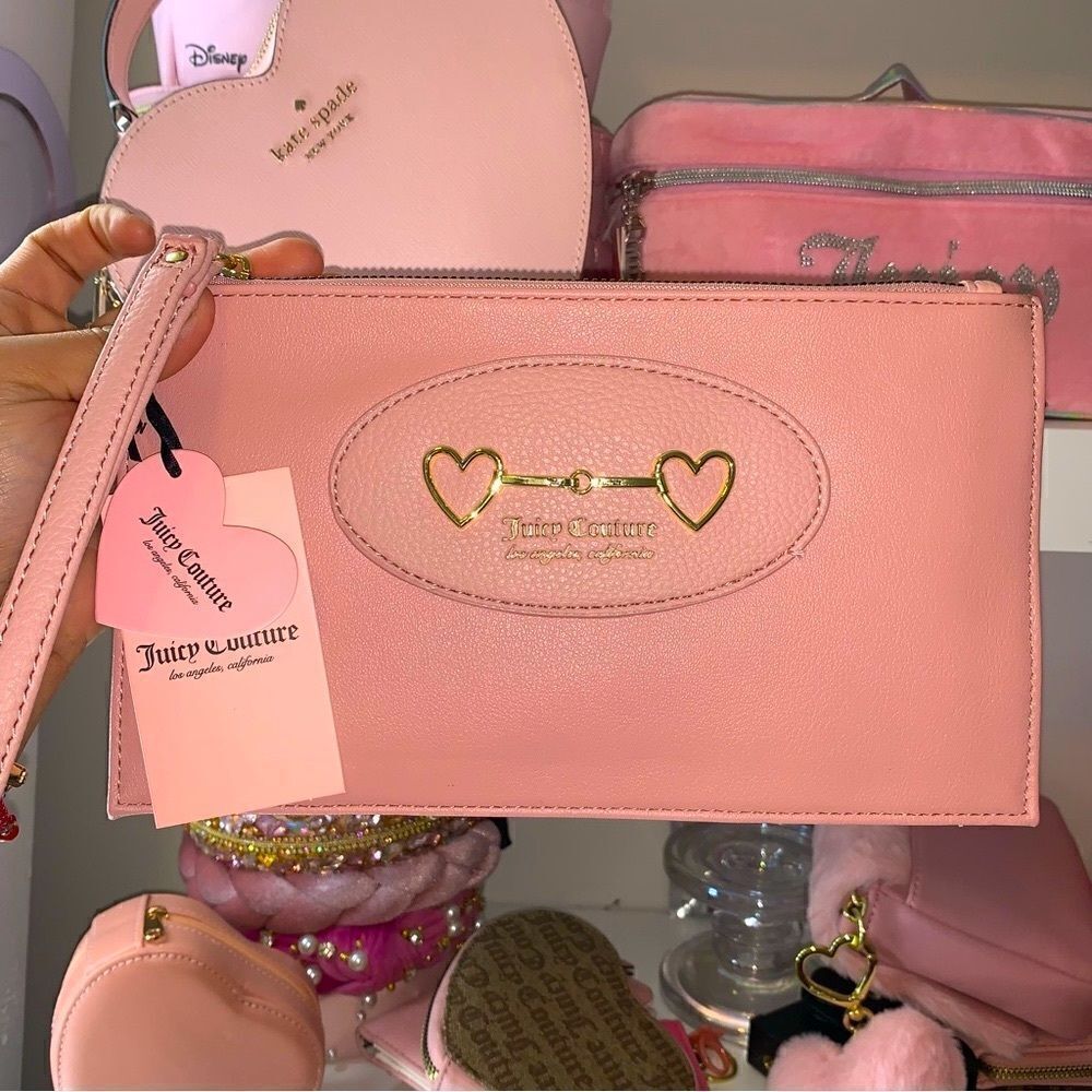Heart to heart pink & gold Juicy couture wristlet